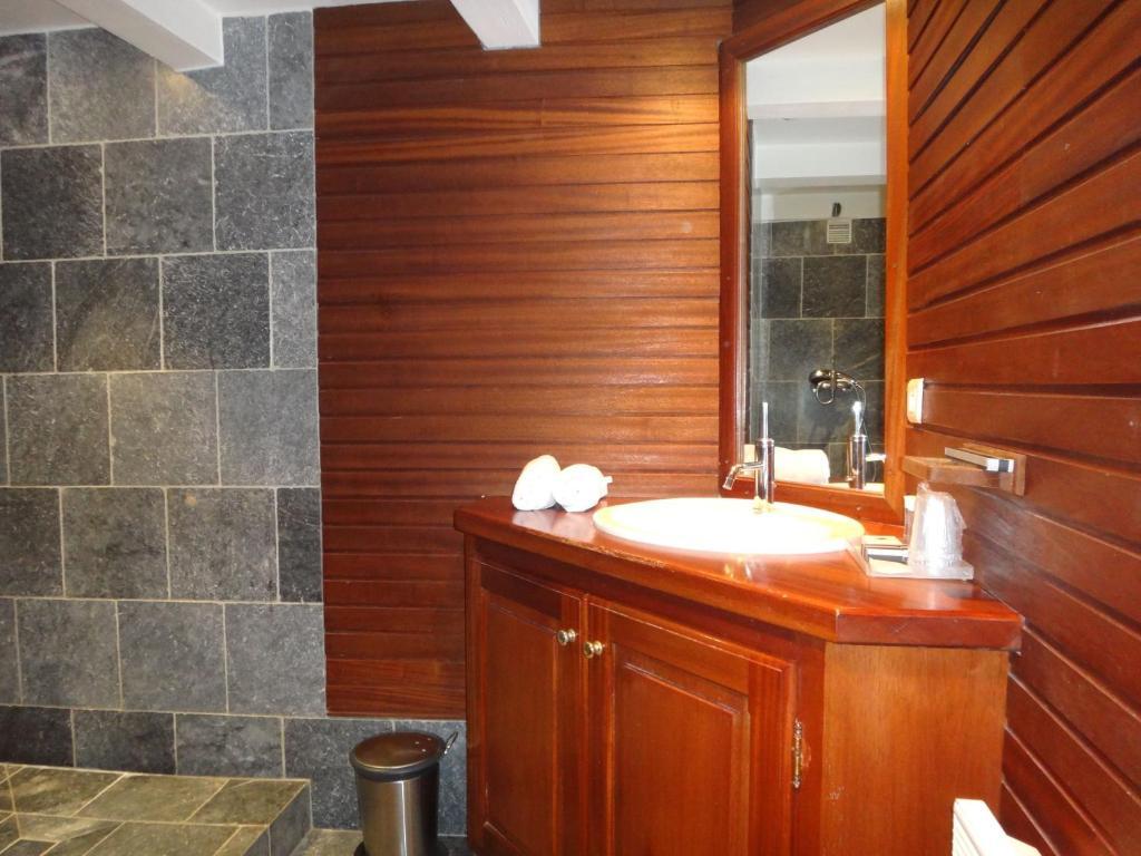 סן טרופז Hotel B Lodge חדר תמונה