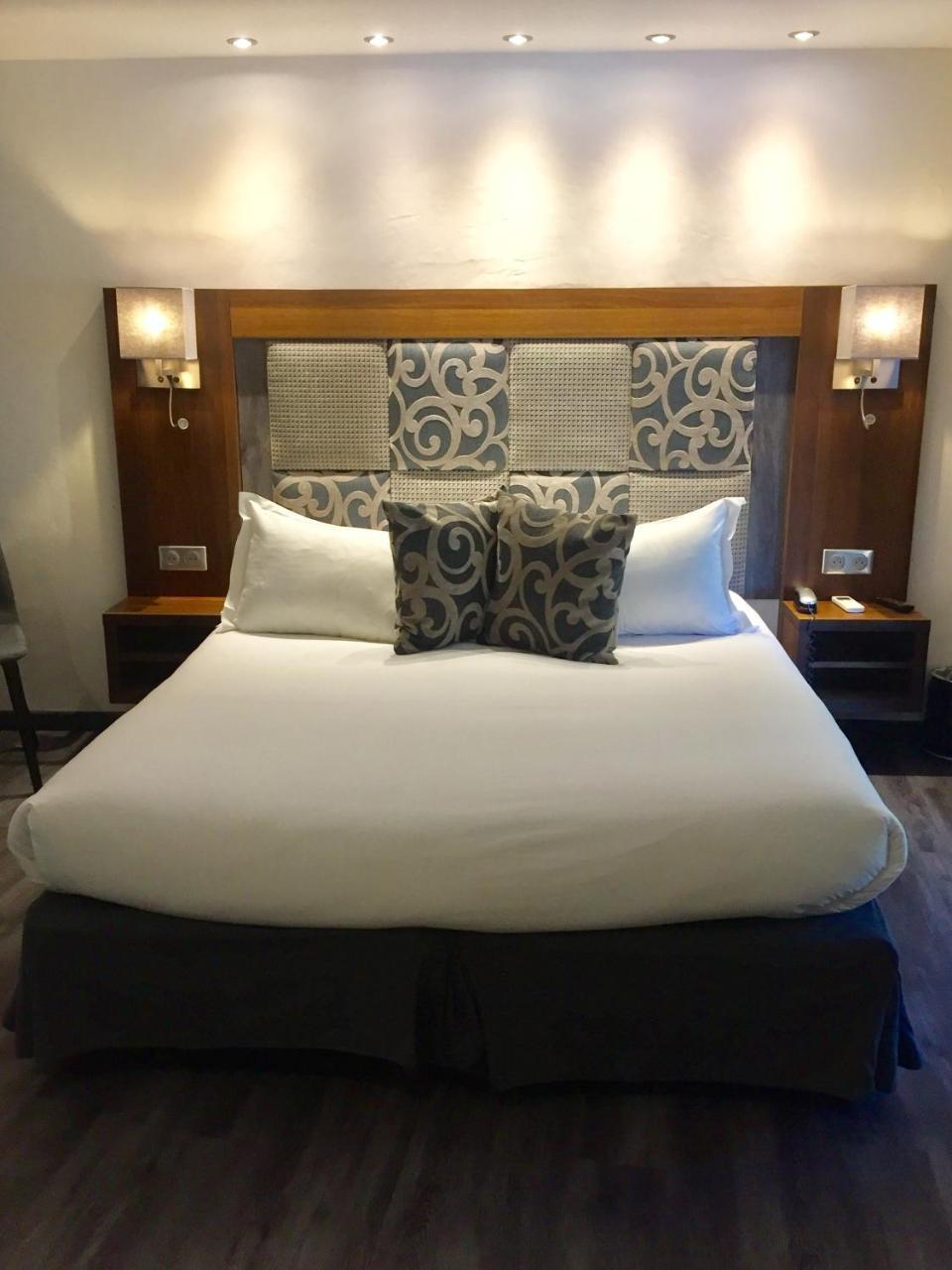 סן טרופז Hotel B Lodge מראה חיצוני תמונה